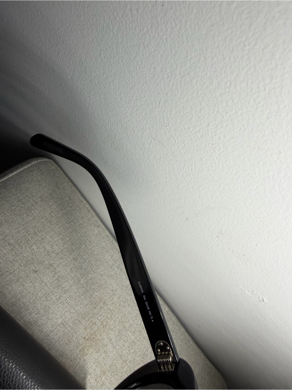 NEW CELINE CL401931 SIDE LOGO CAT EYE S193 OVAL SUNGLASSES IN ACETATE - Picture 9 of 10